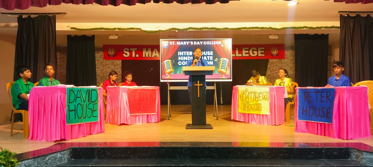 Inter House English-Hindi Debate 2025